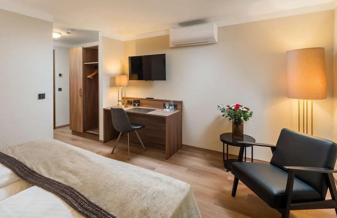 Best Western Plus Hotel Excelsior-1