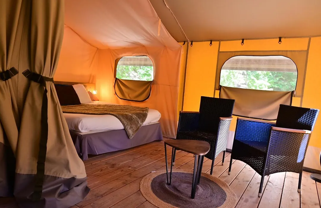 Prehistoric Lodge - Adult Only-1
