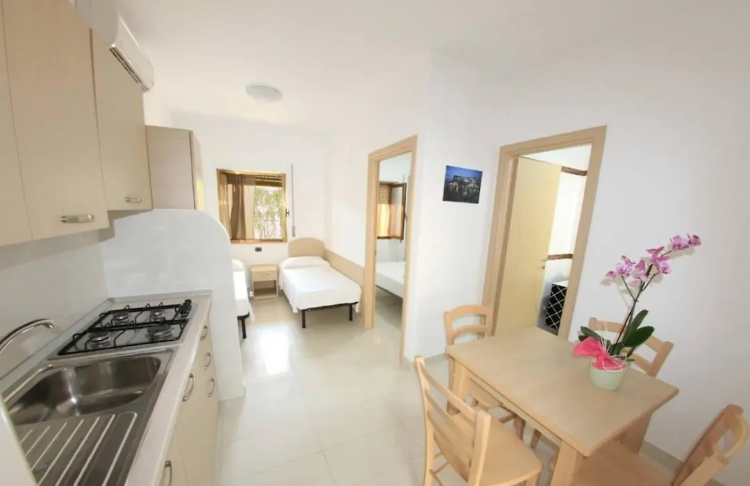 Residence&Bed e Breakfast AlaMarina-1
