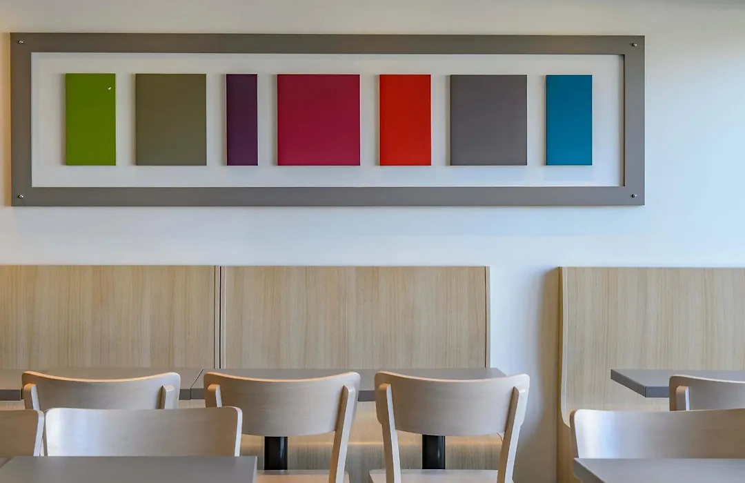 B&B HOTEL Nîmes Ville Active, parking sécurisé gratuit-1