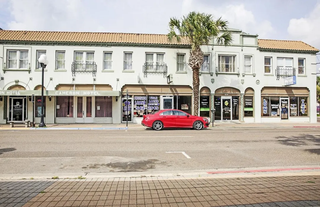 Oyo Historic Cameron Hotel Brownsville I-69E-1
