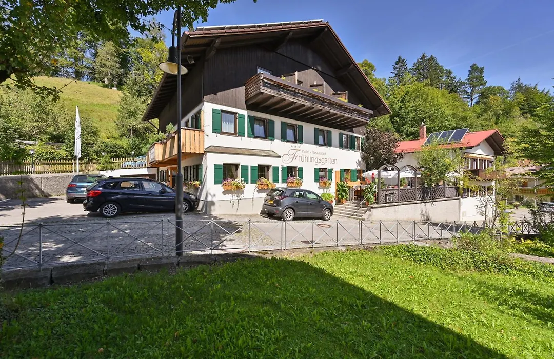 Hotel Restaurant Frühlingsgarten-1