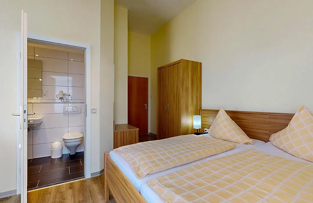 Hotel Graf Waldersee-1