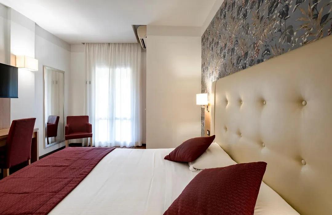 Hotel Accademia-1
