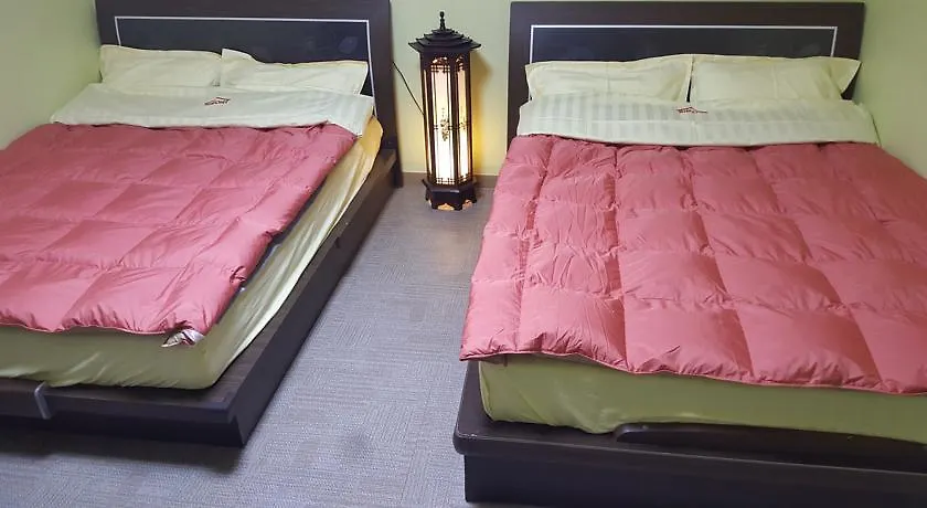 Kimchee Downtown Guesthouse-1