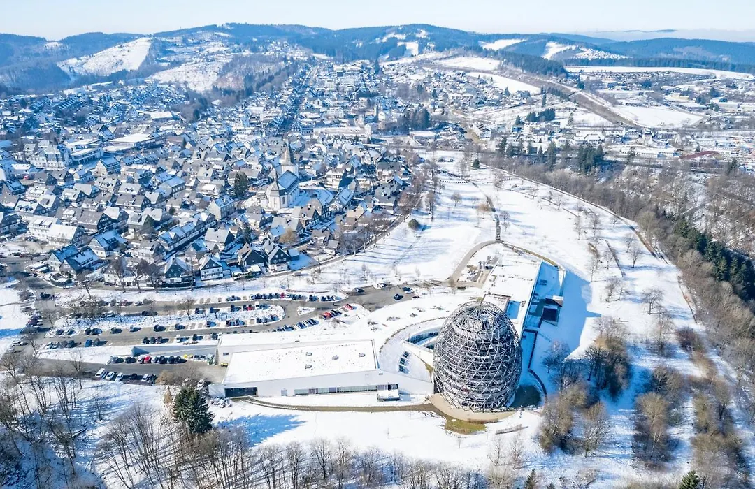 Hotel Oversum Winterberg Ski- und Vital Resort-1