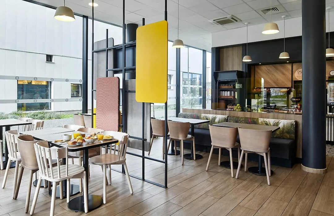 B&B Hotel Cergy Saint Christophe-1