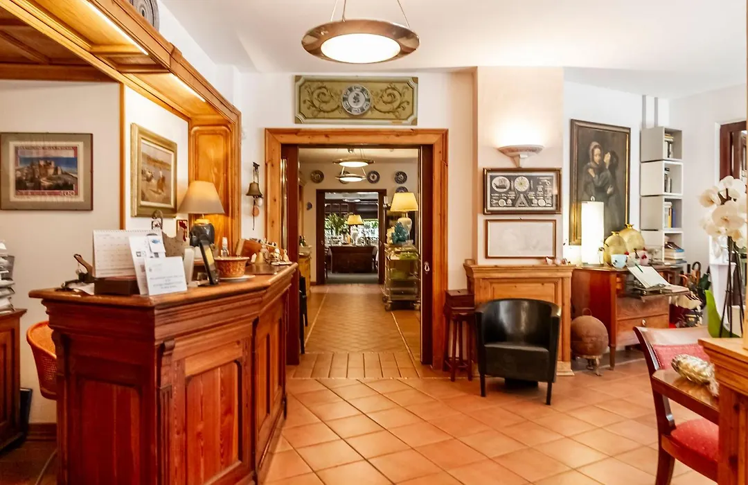 Piccolo Hotel-1