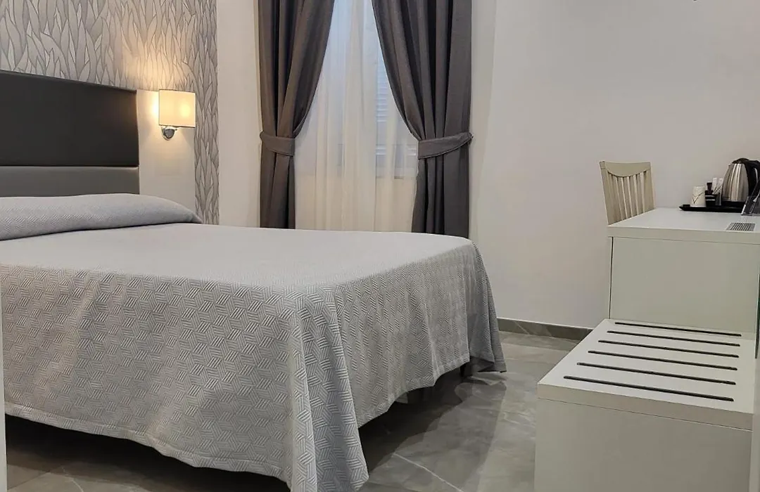 Hotel Porto Di Roma-1