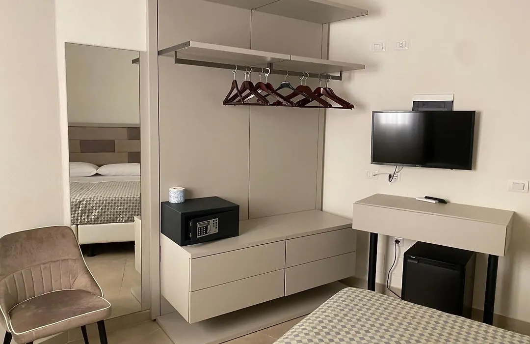 Hotel Nautic-1