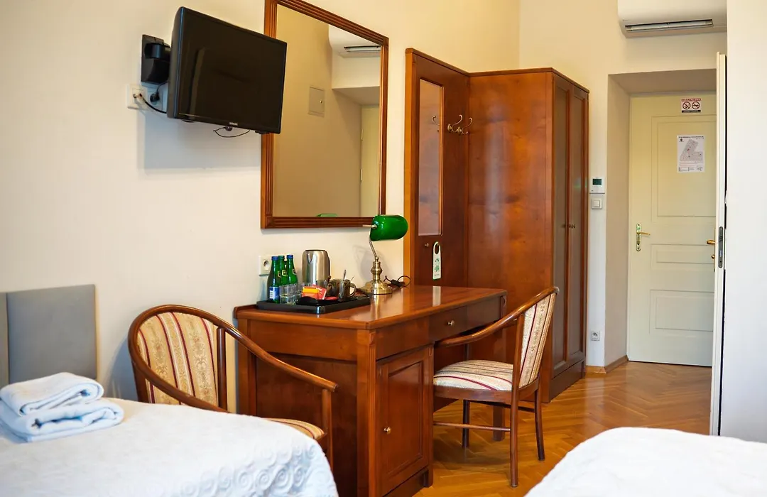 Hotel Polonia-1
