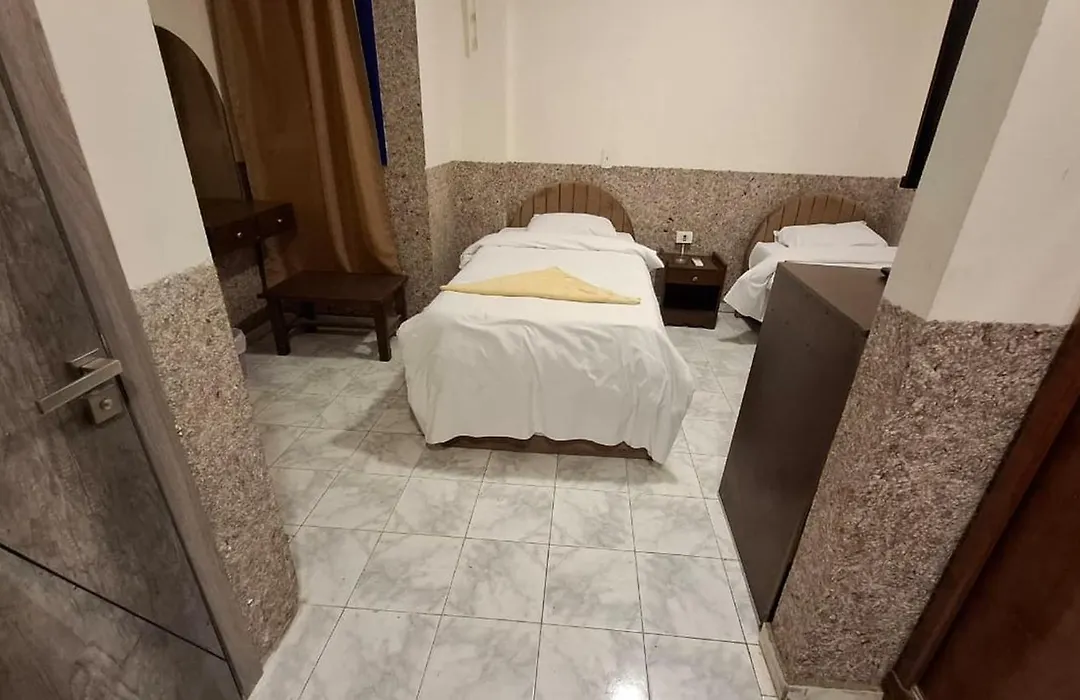 Canary Hotel-1