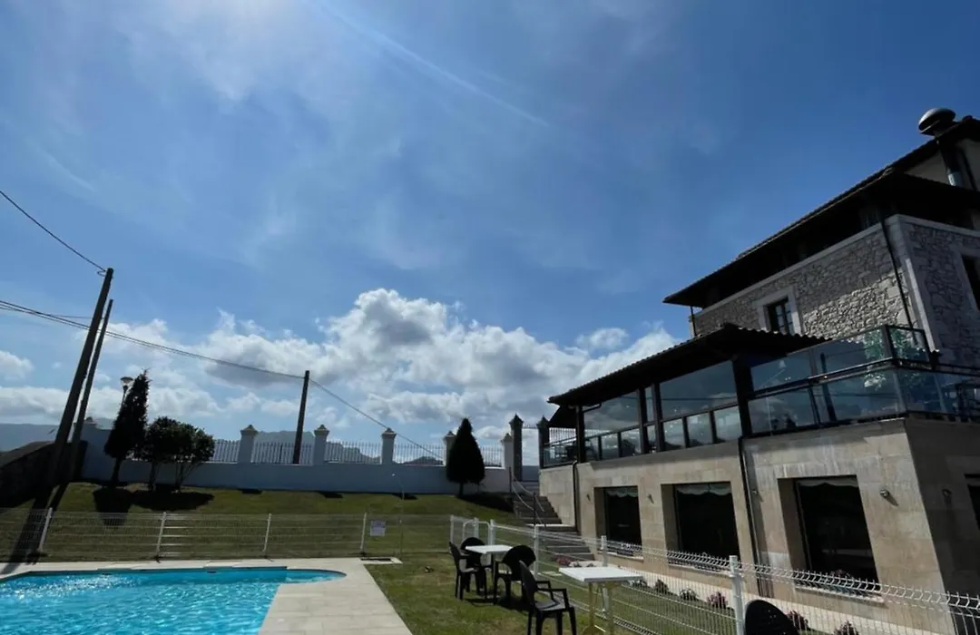 Hotel Villadesella-1
