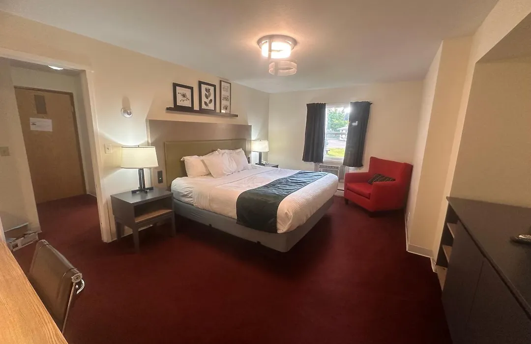 Pictured Rocks Inn And Suites-1