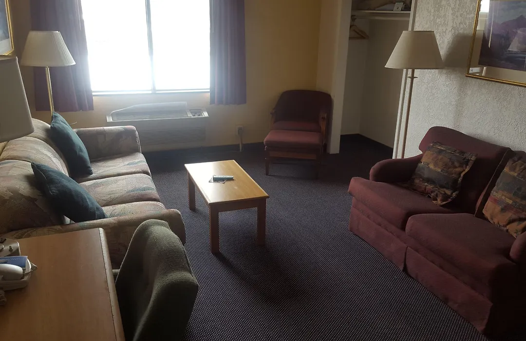 Rodeway Inn & Suites-1