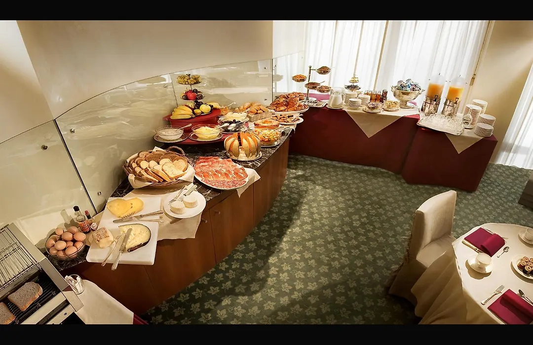 Hotel Cavour-1