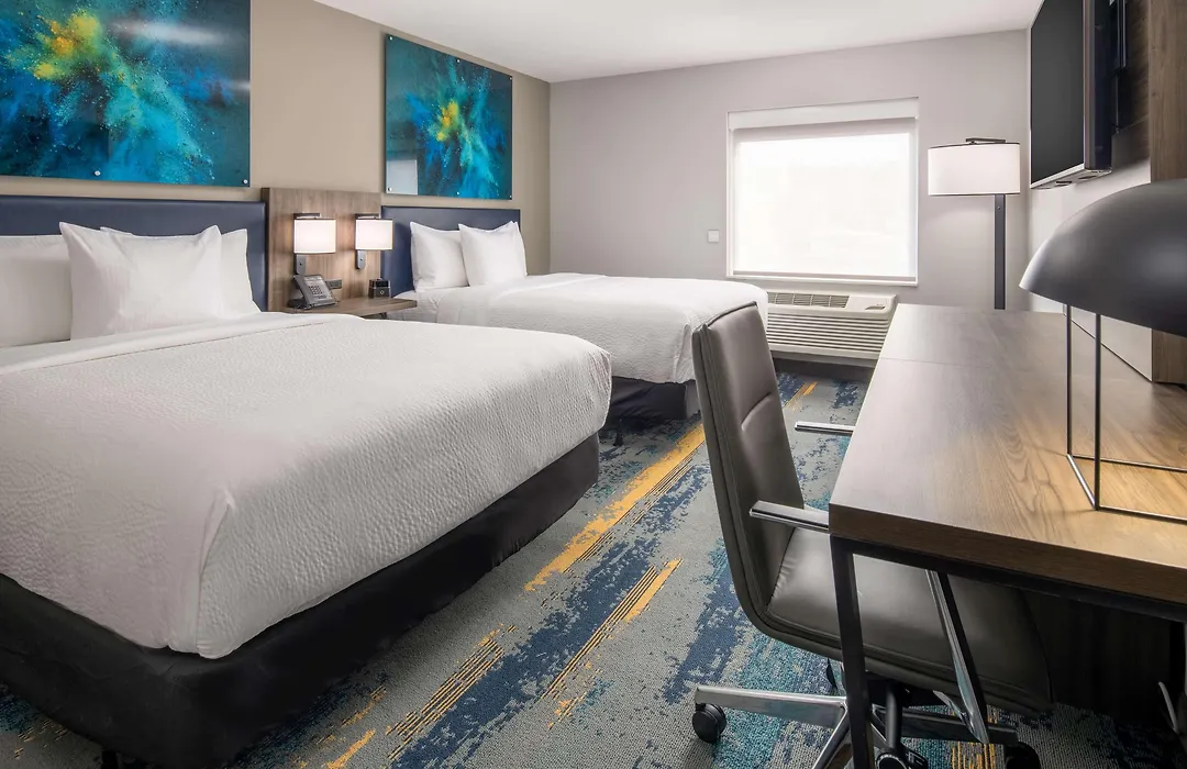 La Quinta Inn & Suites By Wyndham Spokane Downtown-1