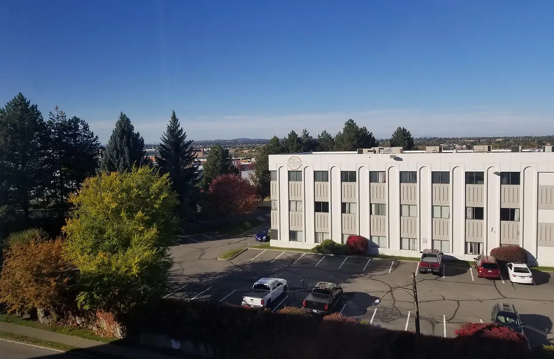 Ramada By Wyndham Downtown Spokane-1