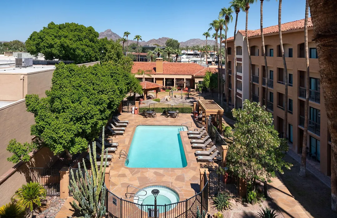 Sonesta Select Phoenix Camelback-1