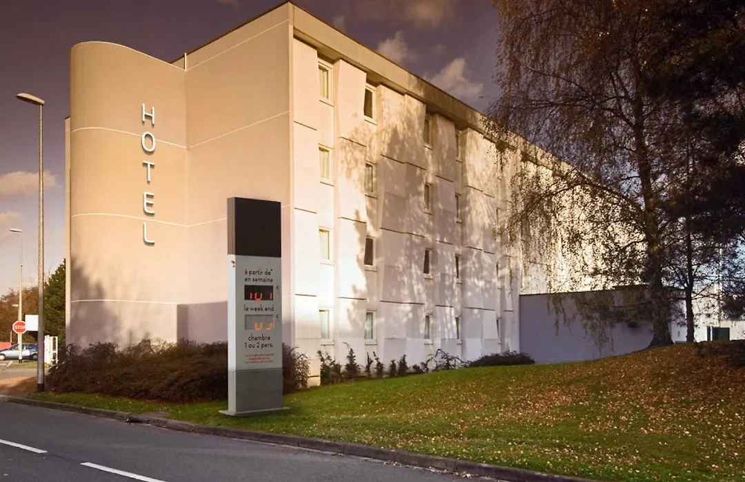B&B HOTEL Lille Villeneuve d'Ascq Hôtel de Ville-1