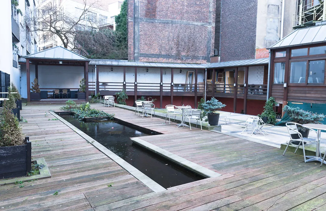 Urban Yard Hotel-1