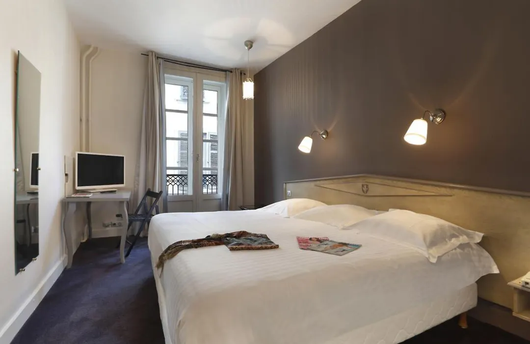 Hôtel Le Roncevaux-1