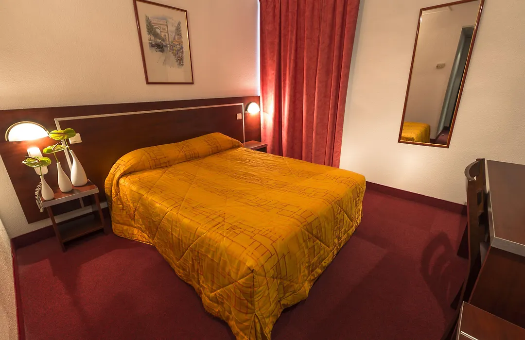 Hotel America-1