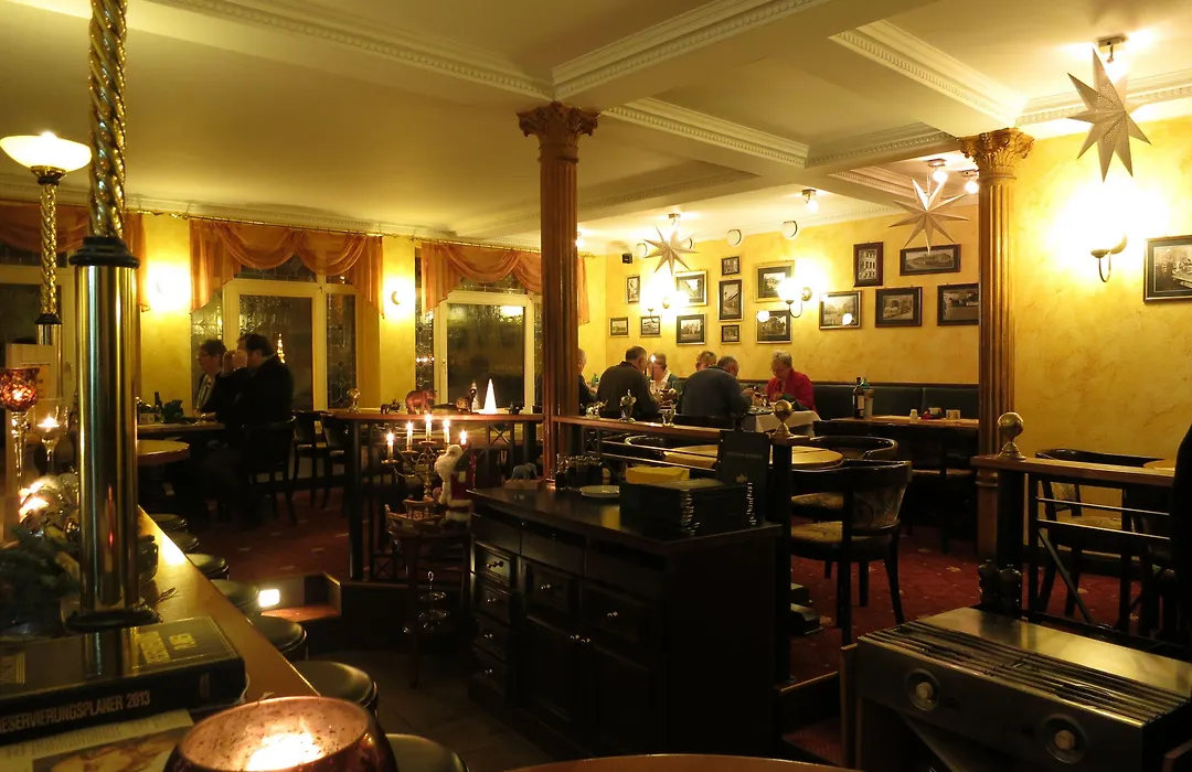 Hotel Elefant-1