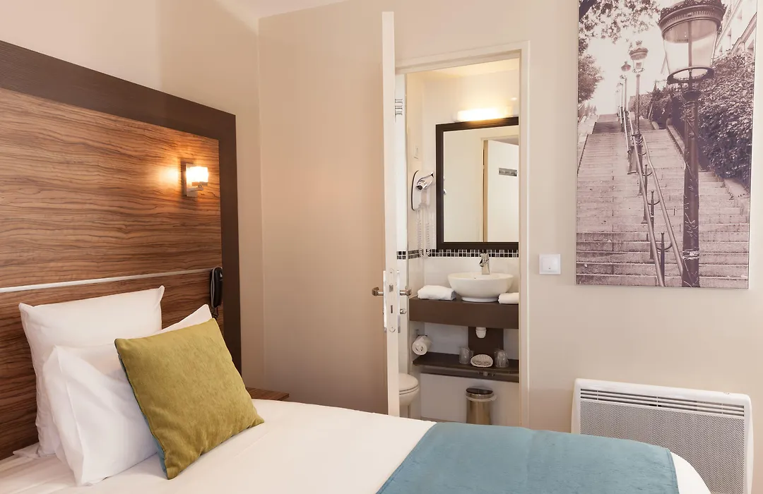 Hotel Apolonia Paris Montmartre; Sure Hotel Collection By Best Western-1