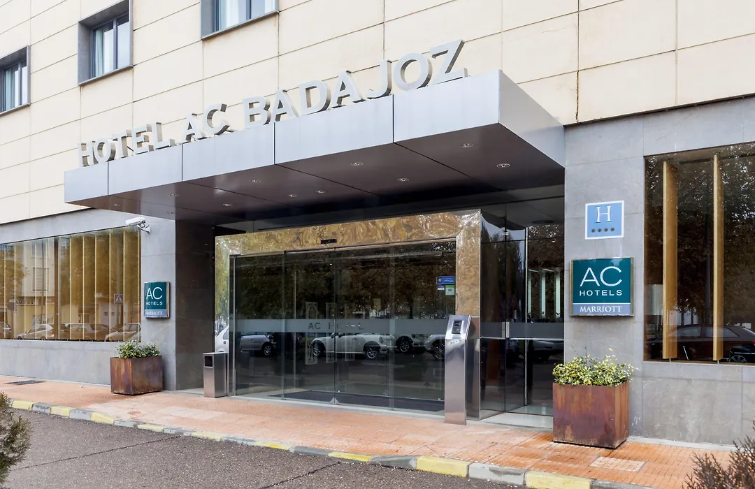 Ac Hotel Badajoz By Marriott-1