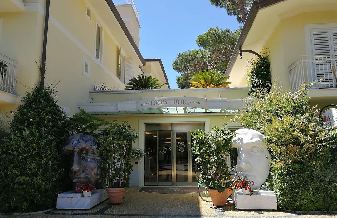 iH Hotels Logos Forte Dei Marmi-1