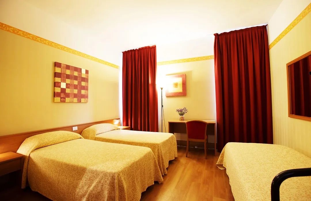 Hotel Fortuna-1