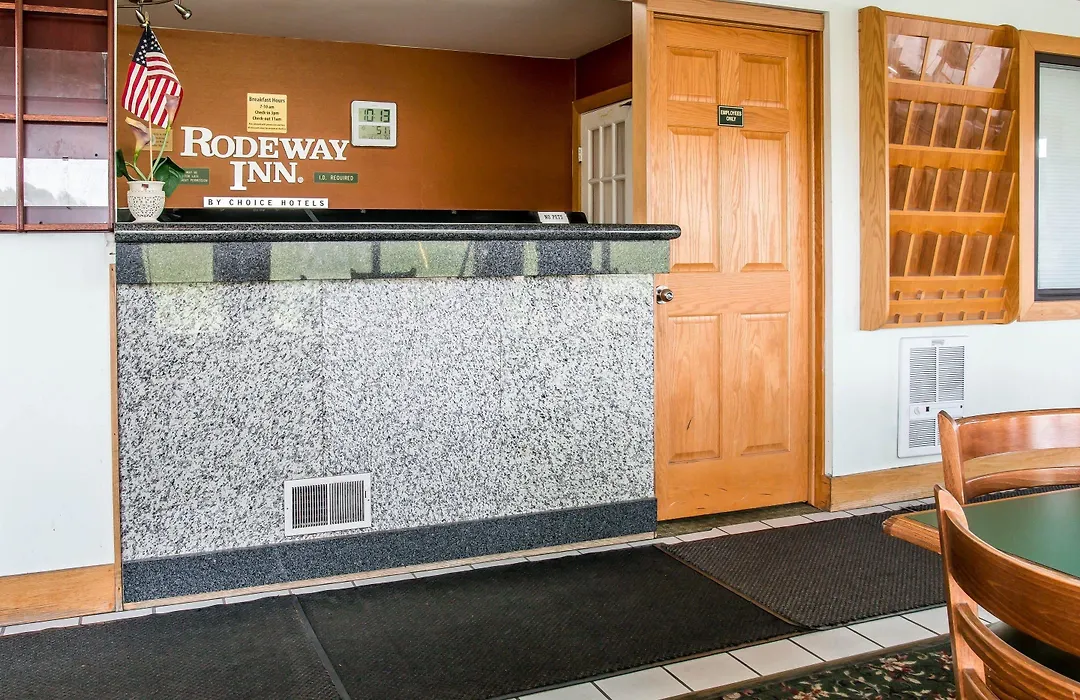 Rodeway Inn Grand Haven-1