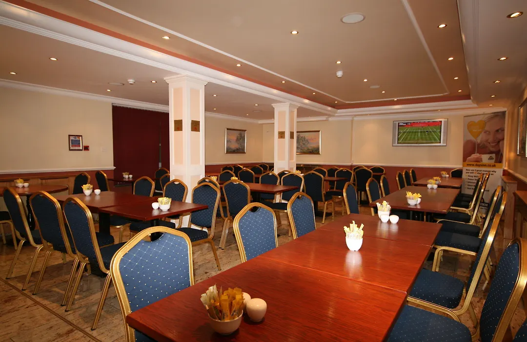 Days Inn Hyde Park-1