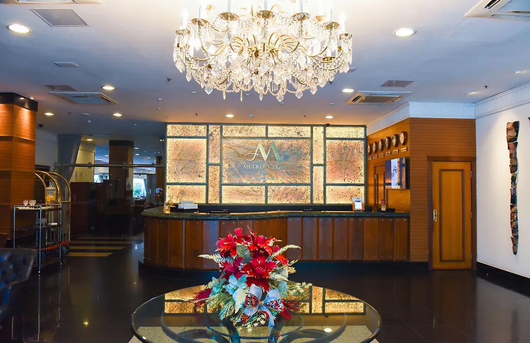 Metropolitan Hotel-1