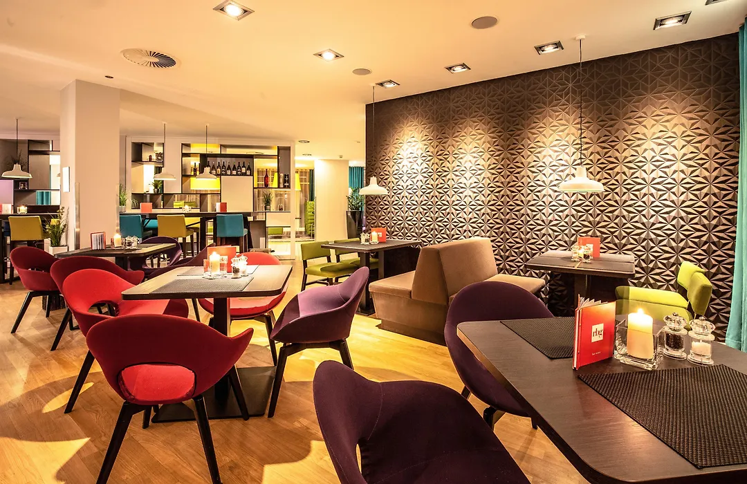 Park Inn by Radisson Nürnberg-1