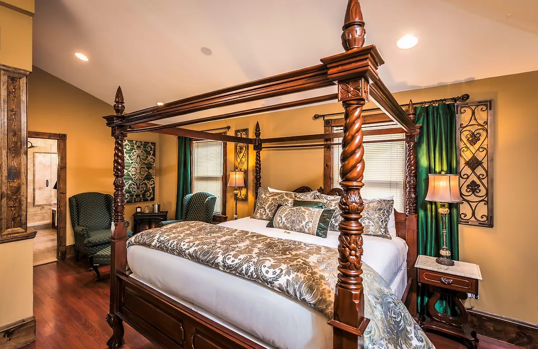 Carriage Way Inn Bed & Breakfast Adults Only - 21 Years Old And Up-1