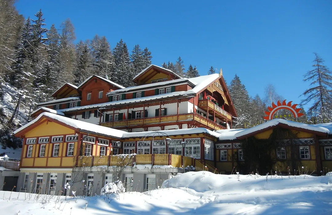 Parkhotel Sole Paradiso-1