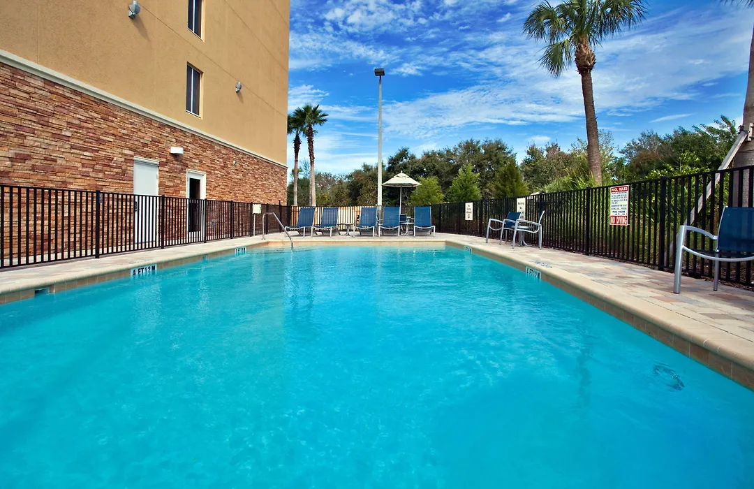 Holiday Inn Express Hotel & Suites Largo-Clearwater By Ihg-1