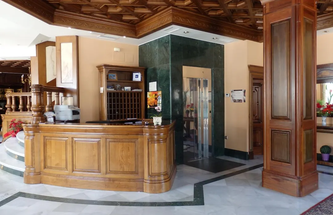 Hotel Aranda-1