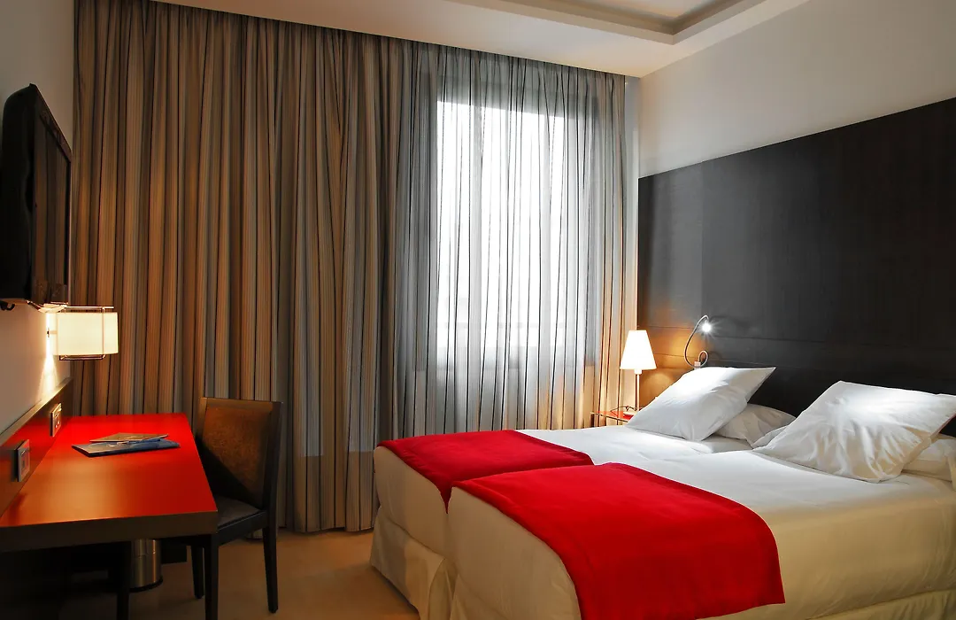 Grupotel Gran Via 678-1