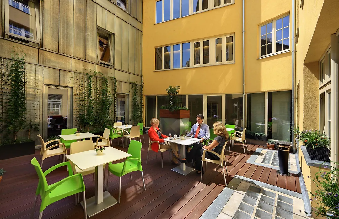 Hotel Clement-1