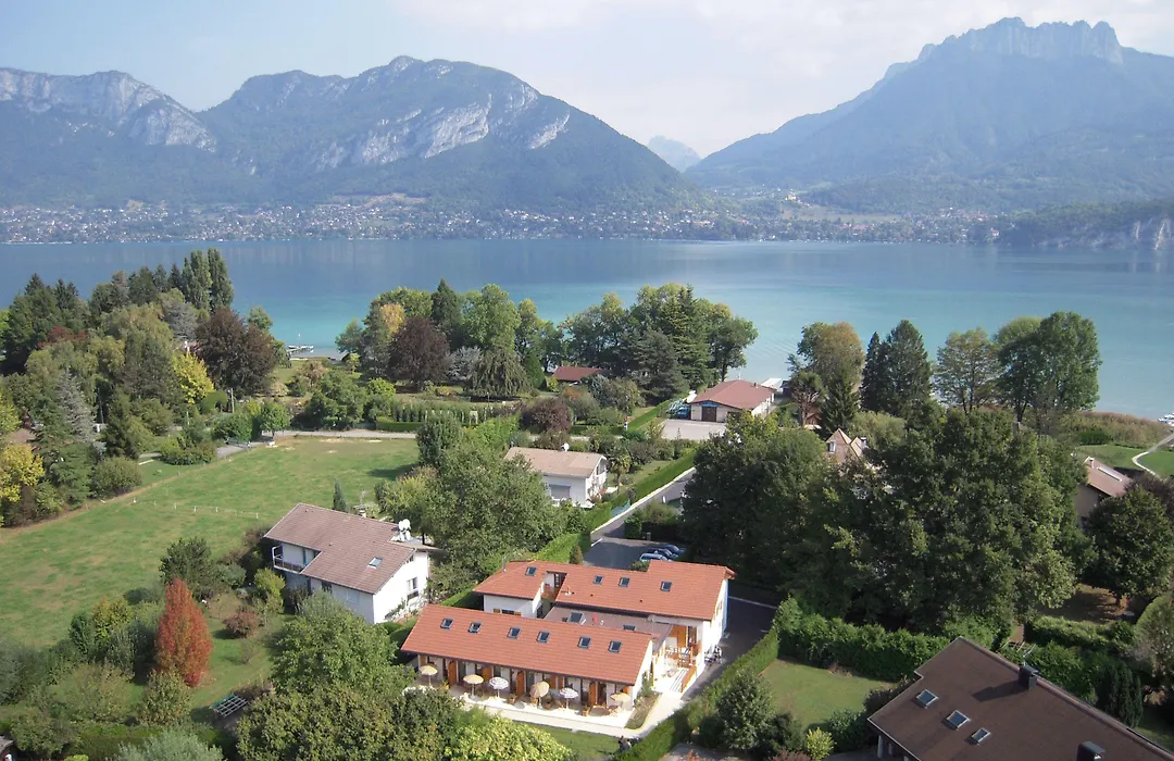 L'Aurore du Lac-1
