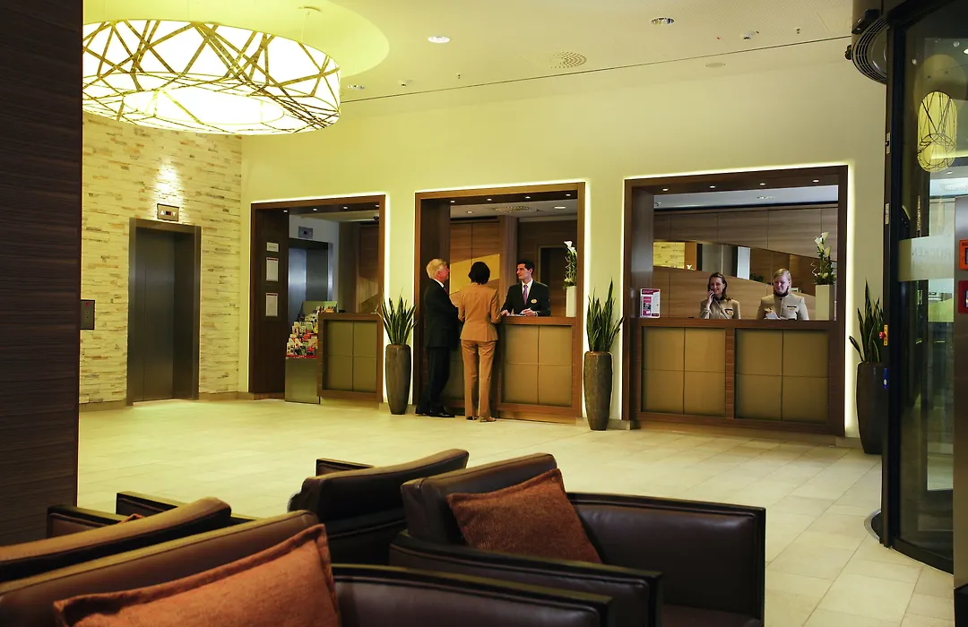 H4 Hotel Berlin Alexanderplatz-1