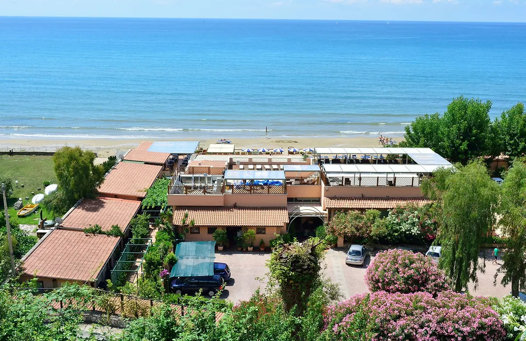 Hotel Acquasanta-1