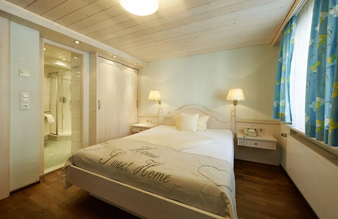 Hotel Adler-1