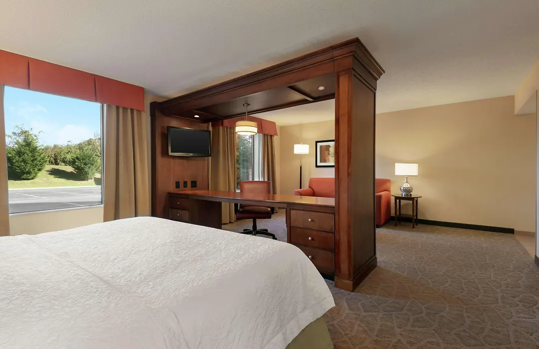 Hampton Inn & Suites Charles Town-1