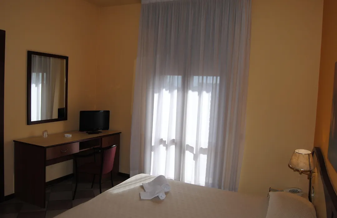 Hotel La Fenice-1