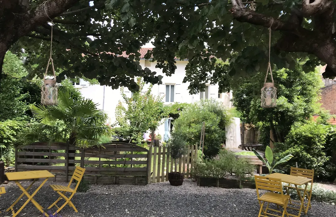 Logis Hotel L'Occitan 2 étoiles-1