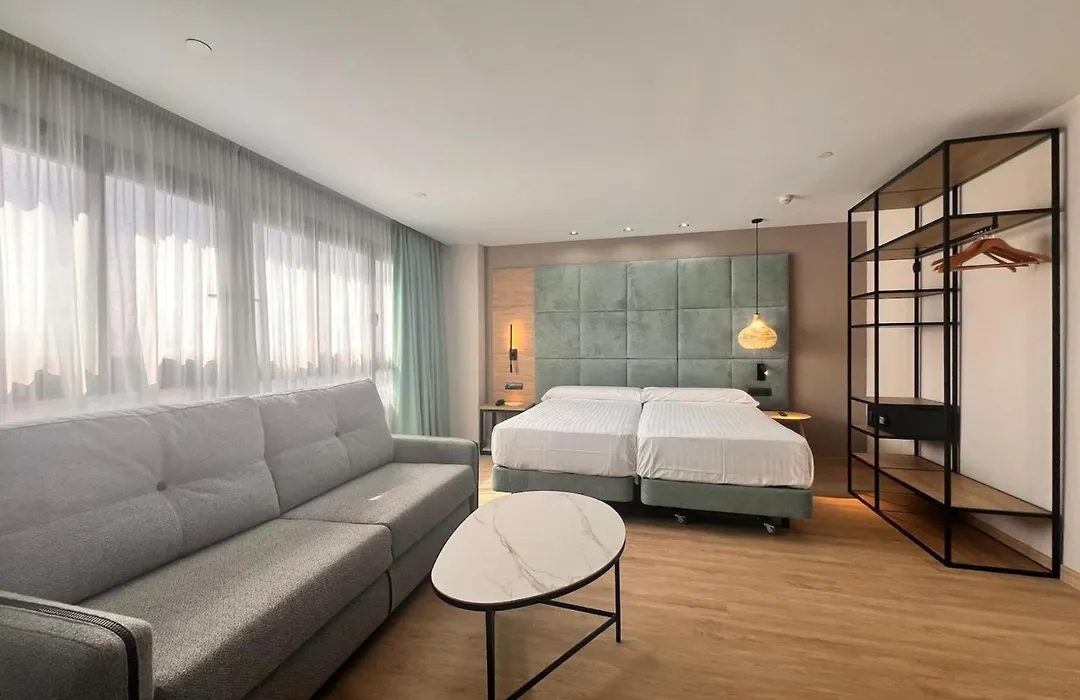 Hotel Maya Alicante-1